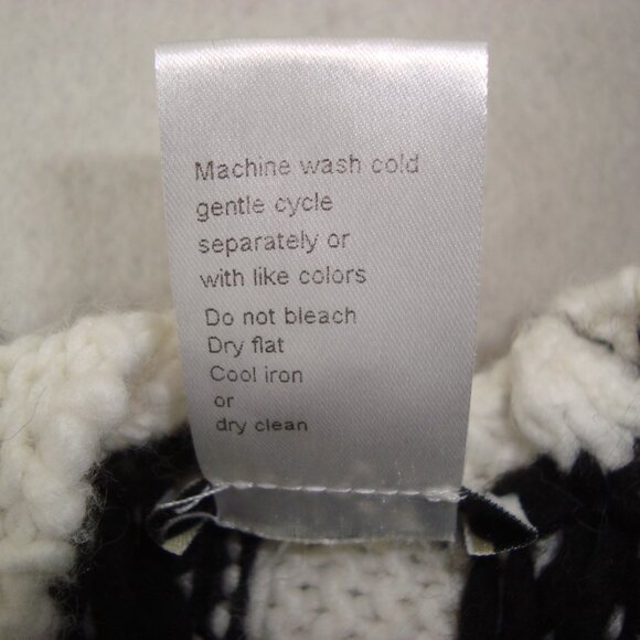 COCOGIO Wool Blend Fringed Poncho Cardigan Sweater Aztec Inspired Made in Italy - Picture 9 of 9